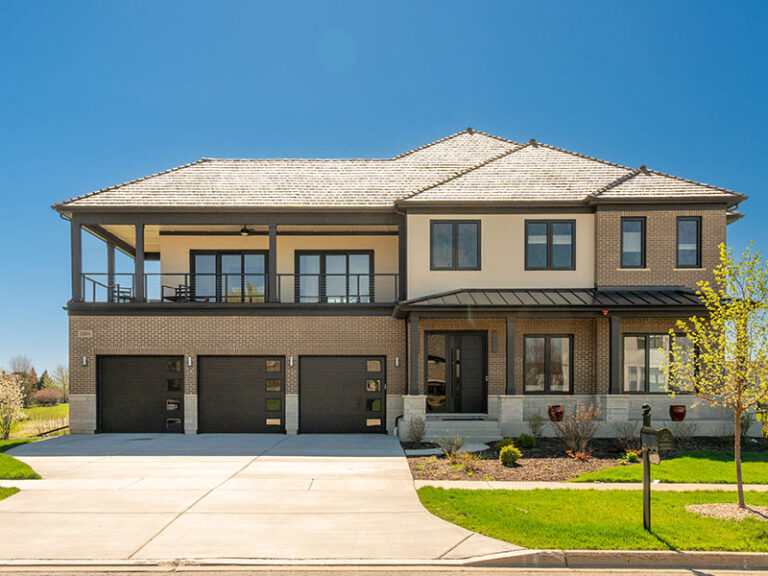 لماذا تعد النوافذ والأبواب upvc الخيار الأمثل للمنازل الساحلية؟ اكتشف مع شركة ماستر للابواب والشبابيك upvc